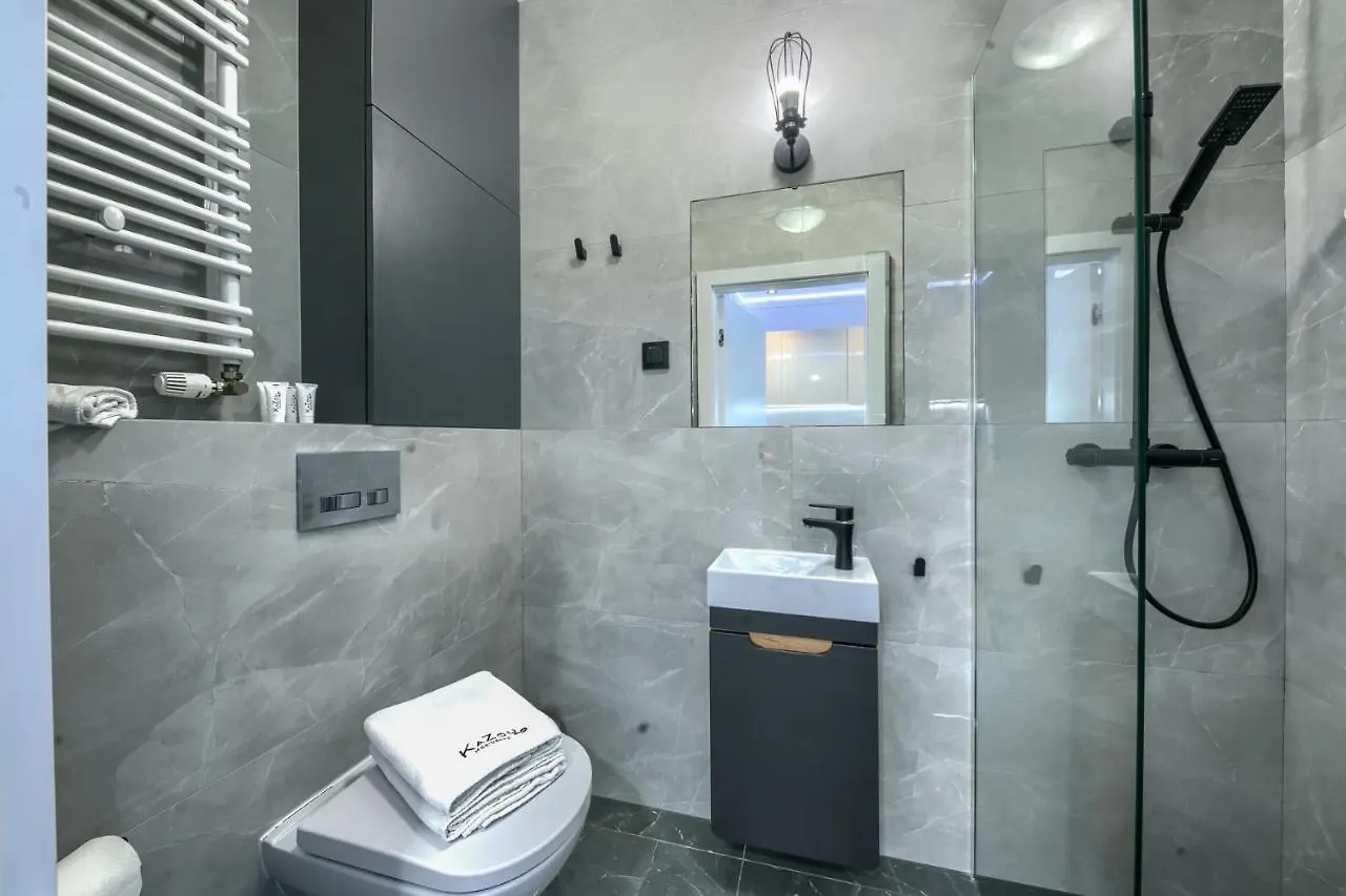 K&Z Suits Warsaw Apartment