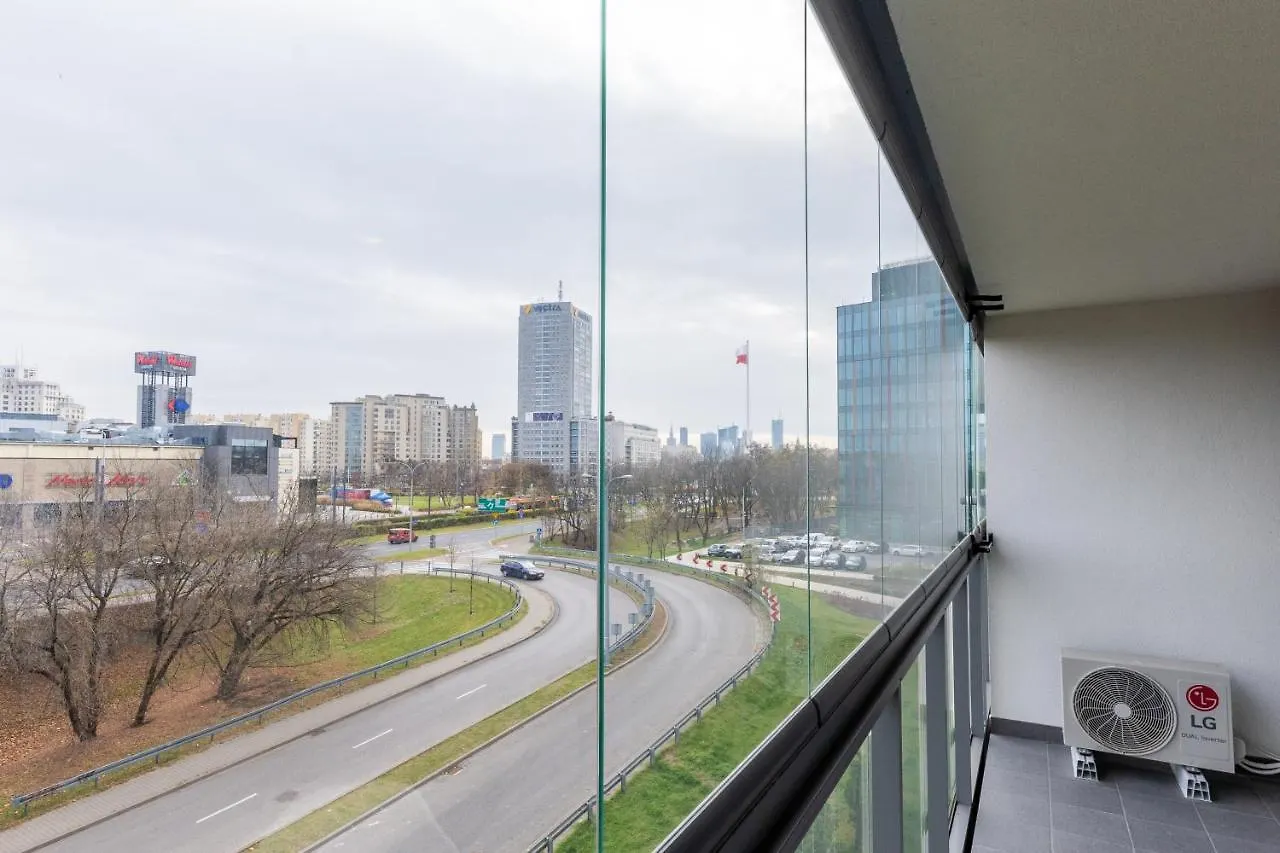 K&Z Suits Warsaw Apartment