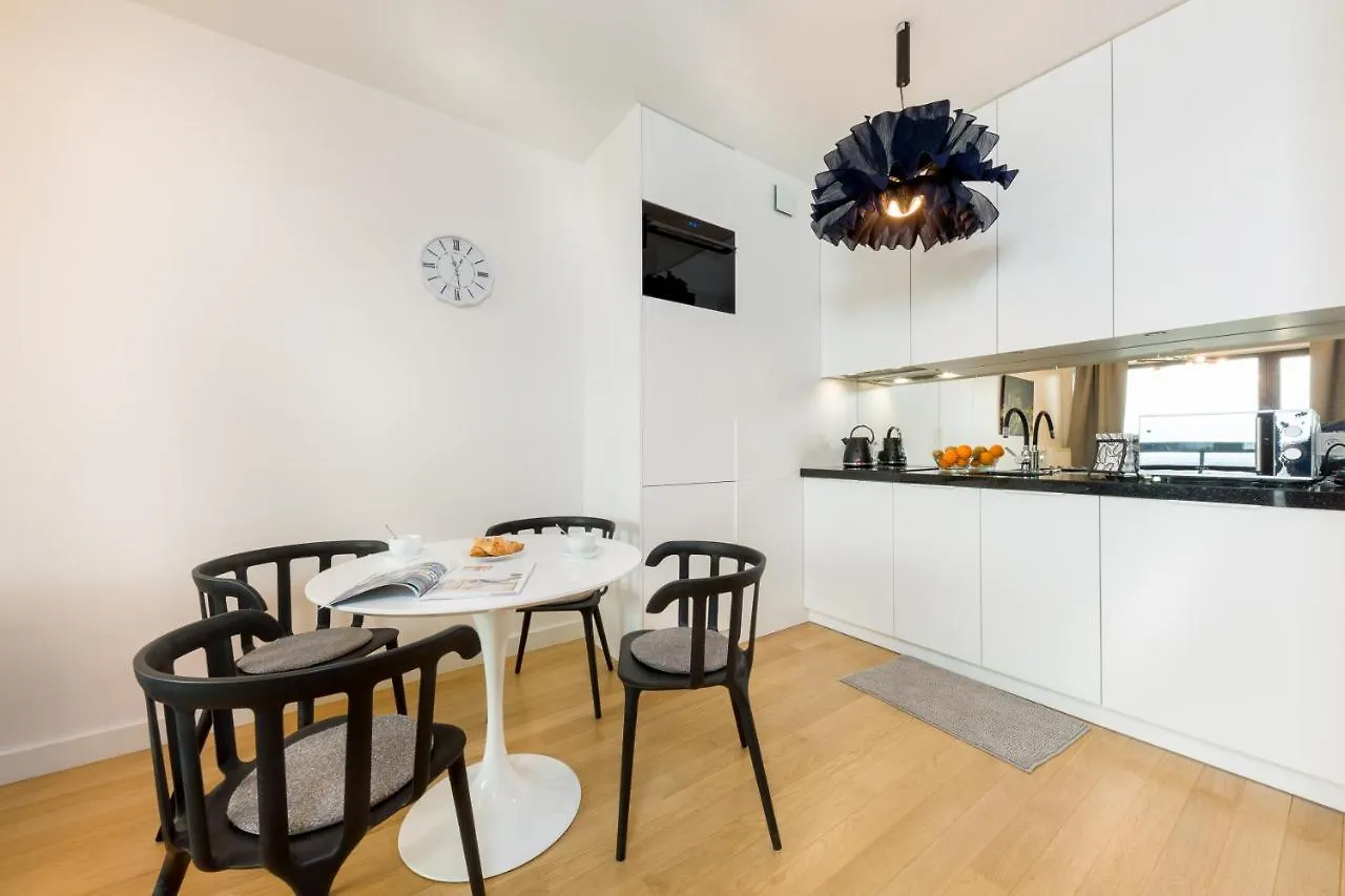Apartment K&Z Suits Warsaw